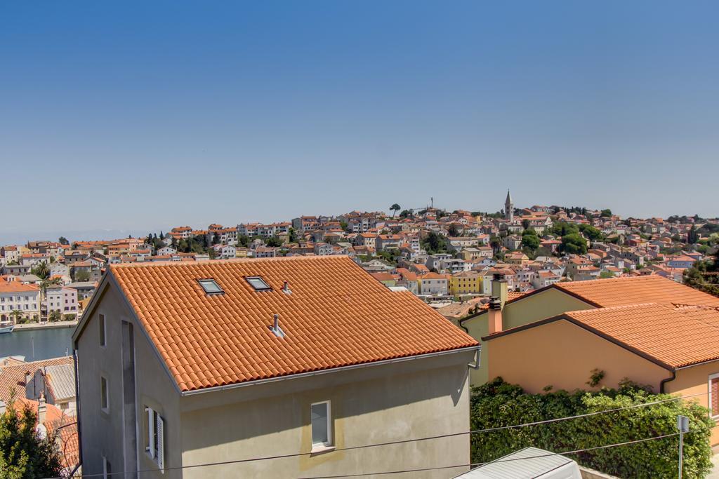 Apartments Petra マリ・ロシニュ エクステリア 写真